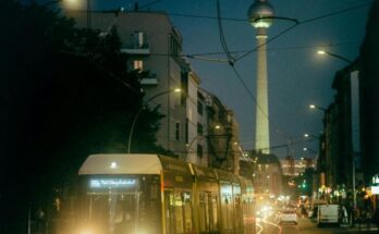 Berlin Tram im Zusammenhang mit Tram-Linien Ausbau Berlin.